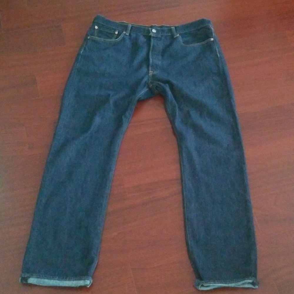 Levis  501 jeans